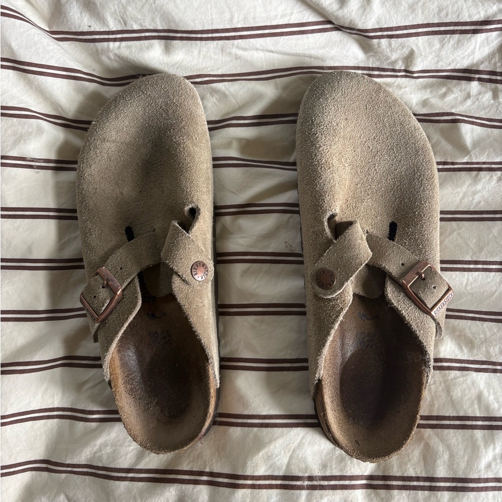 Birkenstock Suede Boston Clogs Taupe Size 38